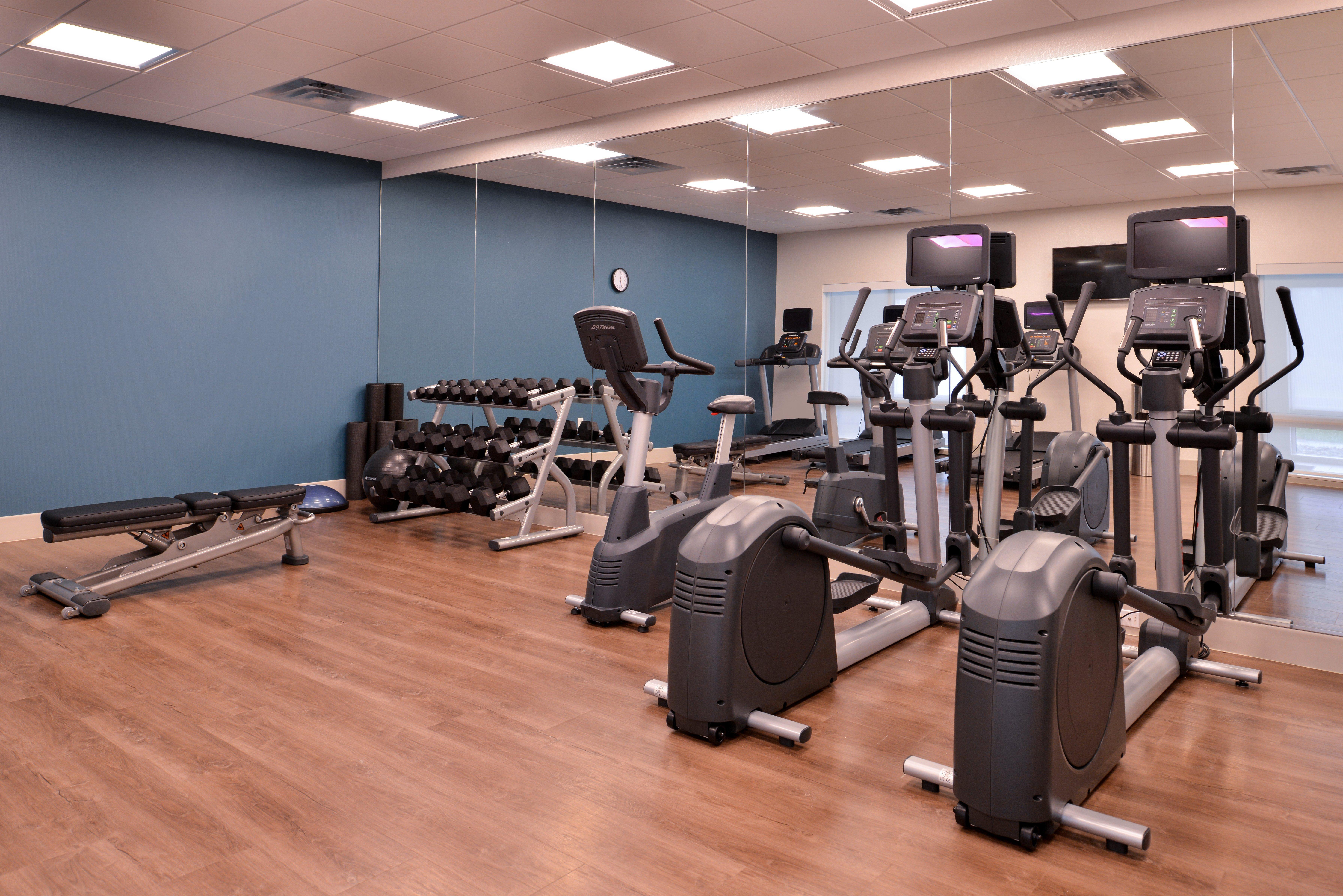 Holiday Inn Express & Suites - Marshalltown By Ihg Экстерьер фото