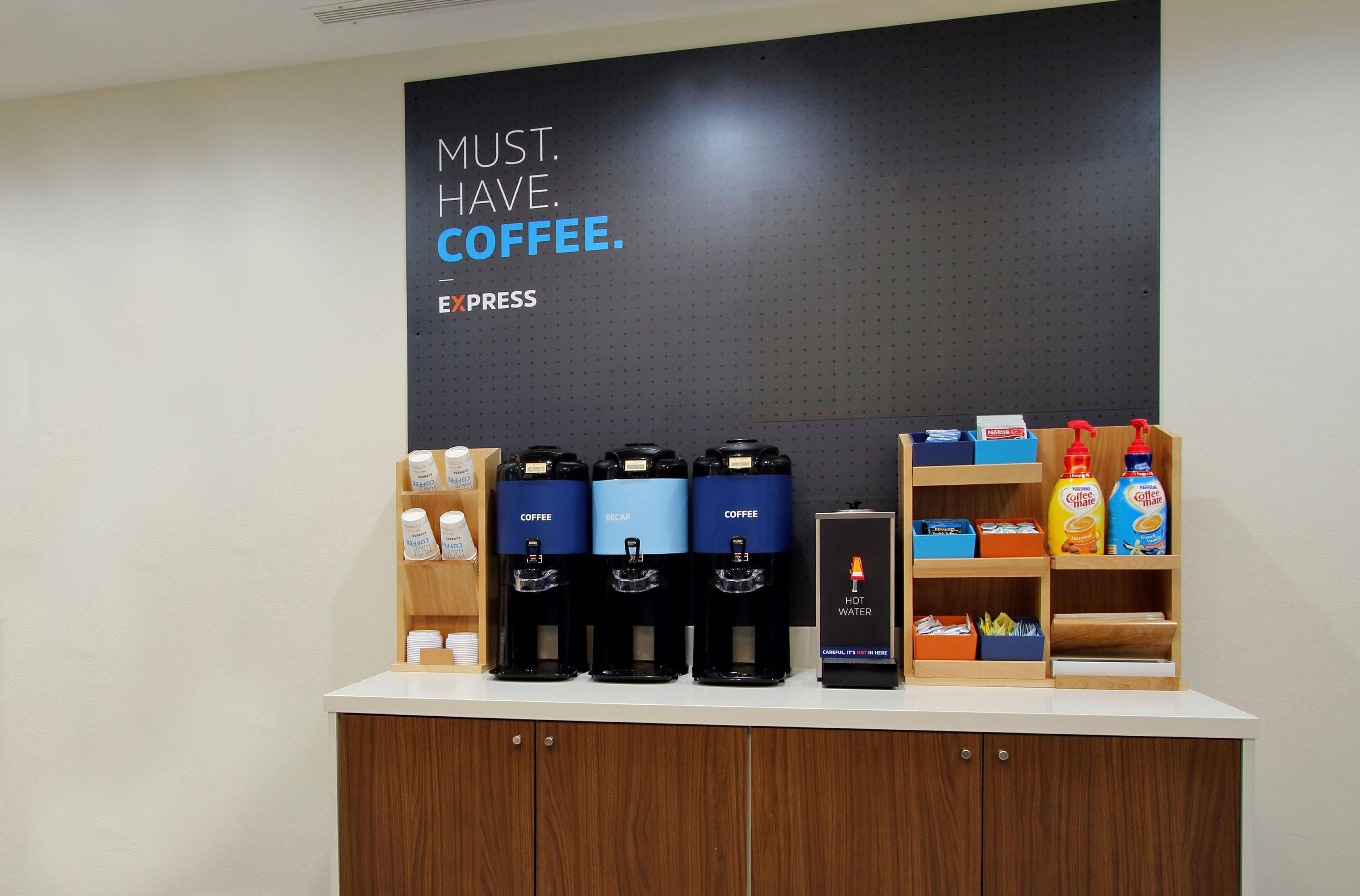 Holiday Inn Express & Suites - Marshalltown By Ihg Экстерьер фото