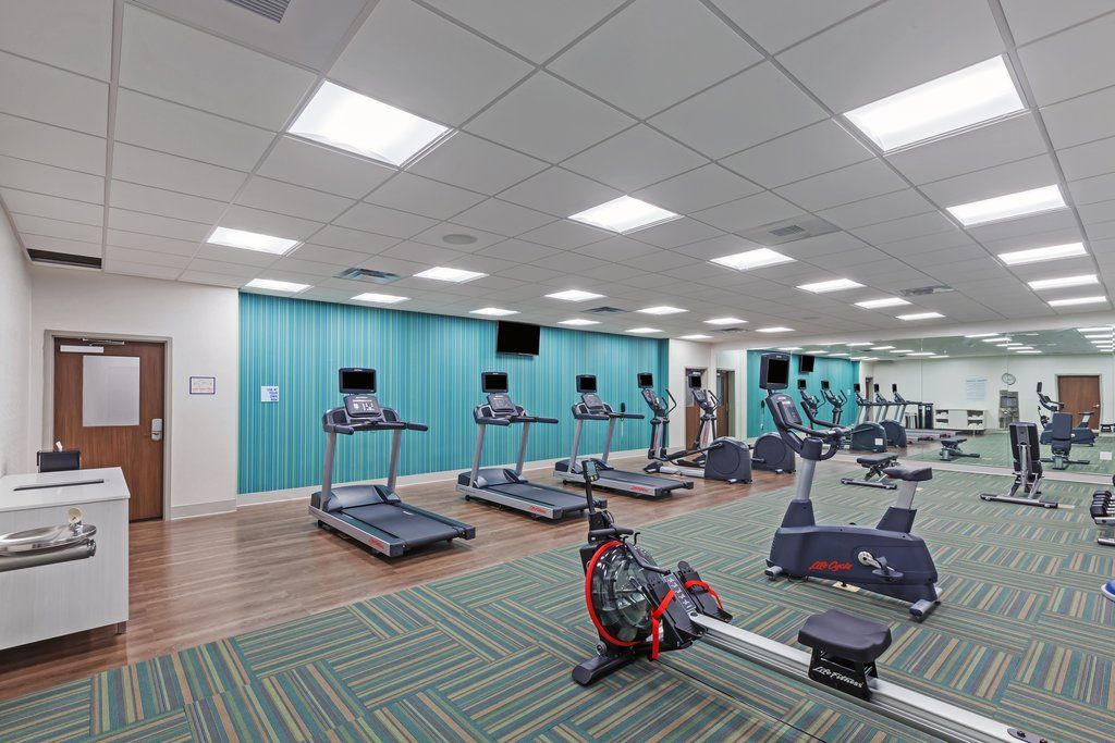 Holiday Inn Express & Suites - Marshalltown By Ihg Экстерьер фото